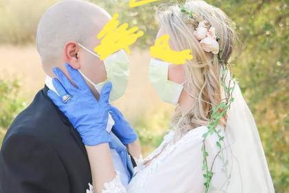 Нелепые наряды решившихся пожениться в пандемию коронавируса высмеяли в сети - lenta.ru