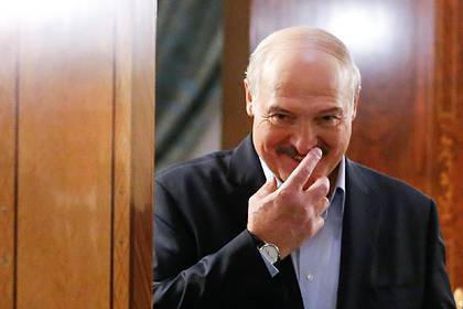 Александр Лукашенко - Лукашенко пообещал рассказать много интересного про коронавирус - lenta.ru - Белоруссия