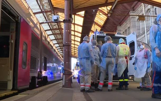 Франция эвакуирует больных на скоростных поездах - korrespondent.net - Франция