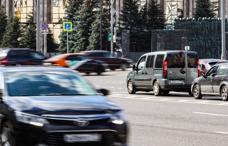 На улицах Москвы стало меньше машин - news.ru - Россия - Москва