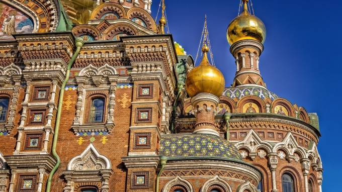Из пяти петербургских храмов будут вести онлайн-трансляцию богослужений - piter.tv - Санкт-Петербург - Петербург