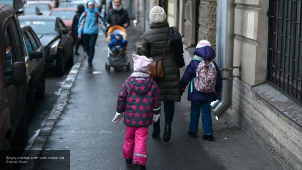 Роспотребнадзор призвал родителей усилить контроль над детьми из-за эпидемии коронавируса - politexpert.net - Россия