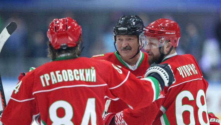 Александр Лукашенко - В "холодильнике" Лукашенко заявил, что "лучше умереть стоя, чем жить на коленях" - vesti.ru - Белоруссия - Минск