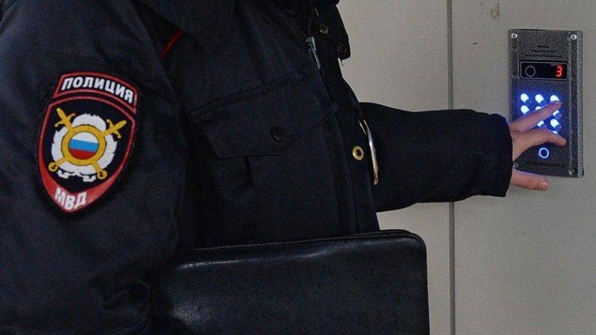 Полиция поймала сбежавшего из карантина петербуржца — Видео - 5-tv.ru - Швейцария