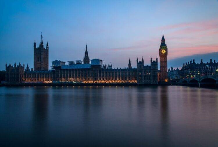 Политолог Волчков: создание мирового правительства для борьбы с COVID-19 — провокация - inforeactor.ru