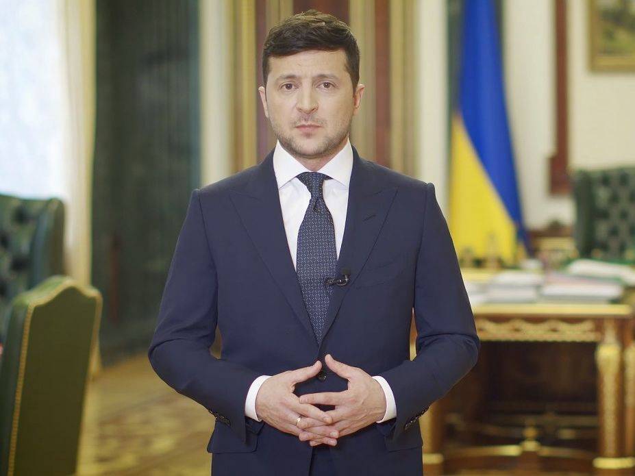Зеленский заявил украинцам, что из-за коронавируса страна "фактически оказалась на перепутье". Видео - gordonua.com - Украина