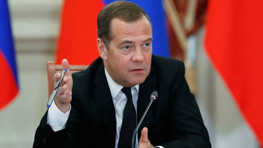 Дмитрий Медведев - Медведев назвал коронавирус реальной угрозой для всего человечества - gazeta.ru - Россия