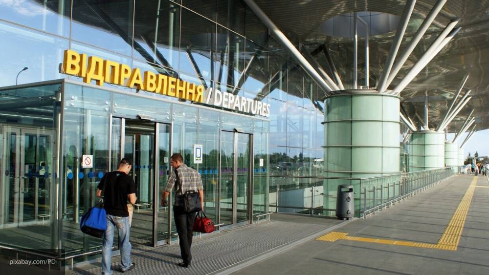 Прибывшие из Вьетнама на Украину пассажиры сбежали из аэропорта в Киеве - inforeactor.ru - Украина - Киев - Вьетнам