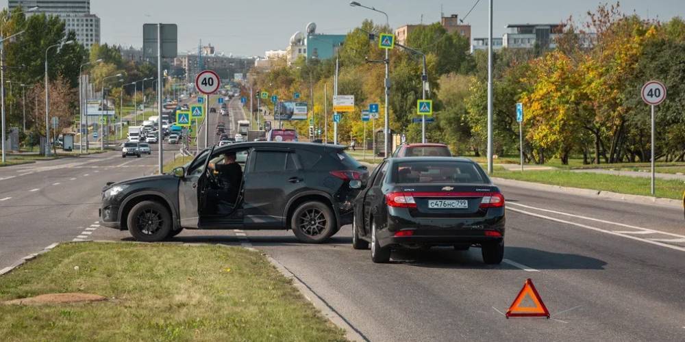 В Москве количество аварий упало на 87% из-за коронавируса - autonews.ru - Москва