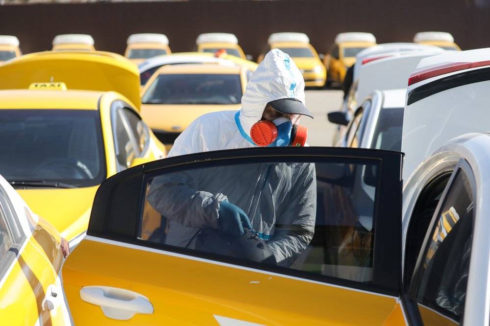 Как безопасно ездить на такси во время пандемии коронавируса - tvc.ru - Москва