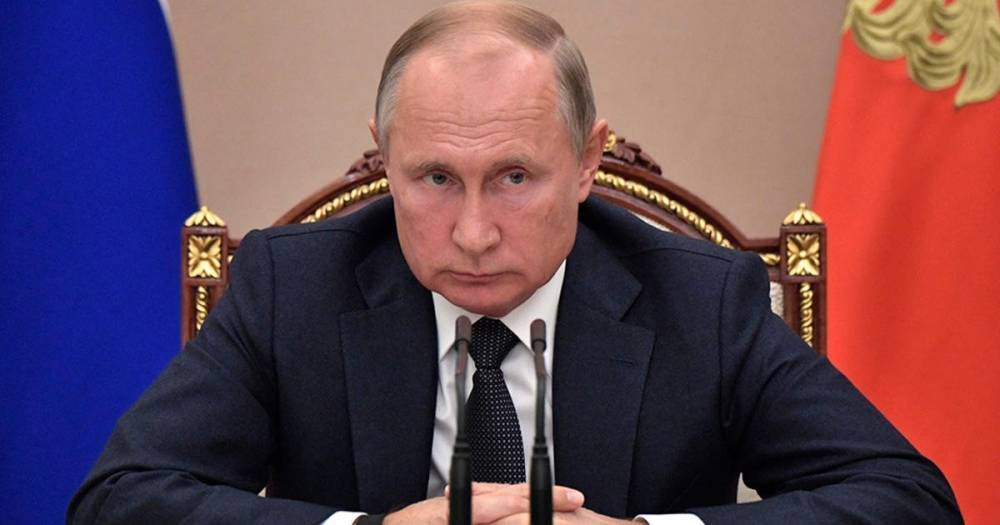 Владимир Путин - Путин назвал преступной халатностью нарушение норм самоизоляции - ren.tv - Россия