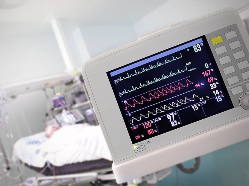 В Москве сообщили о новой жертве коронавируса, в Коврове умер 49-летний с COVID - sobesednik.ru - Москва - Владимирская обл.