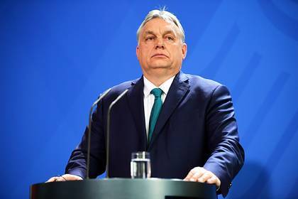 Виктор Орбан - Премьер Венгрии получил «почти неограниченную власть» на время коронавируса - lenta.ru - Венгрия