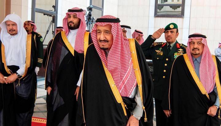 Саудовская Аравия обваливает цены на нефть - vesti.ru - Саудовская Аравия