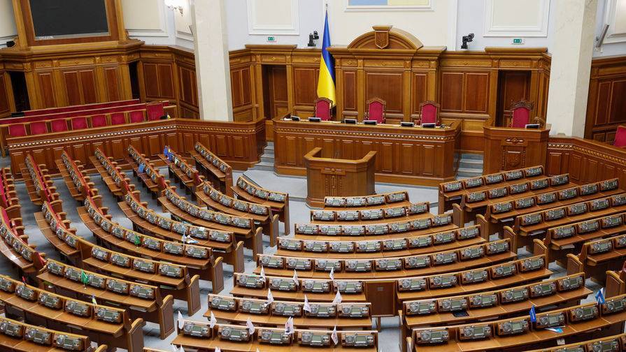 Рада приняла закон о продаже земли на Украине - gazeta.ru - Украина
