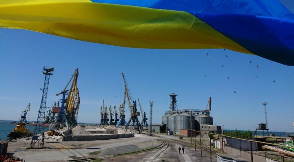 В Бердянском порту иностранным экипажам запретили спускаться на берег - inform.zp.ua - Украина - Бердянск - Судно