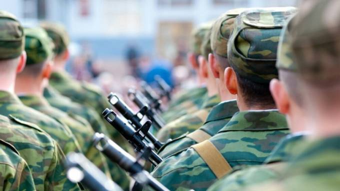 В конце мая на службу в армию отправят почти 3 тысячи петербуржцев - piter.tv - Сергей