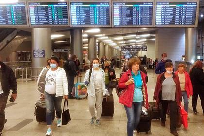 В российских аэропортах упал пассажиропоток - lenta.ru - Россия