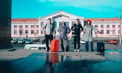 Студенты уральского вуза сняли клип о дистанте на песню Uno группы Little Big - znak.com