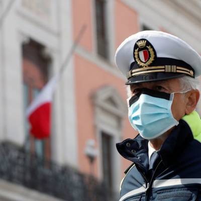Сегодня в Италии прошла минута молчания в память о жертвах коронавируса - radiomayak.ru - Россия - Италия - Рим