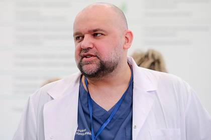Денис Проценко - Главврач больницы в Коммунарке продолжил работать с коронавирусом - lenta.ru