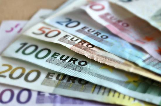 Сербия направит более 5 млрд евро на восстановление экономики после пандемии - pnp.ru - Сербия - Мали