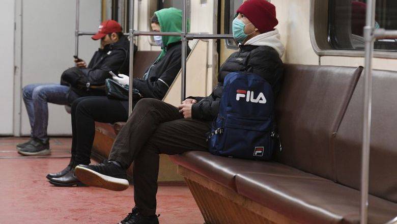 Россиян обязали держать метровую дистанцию друг от друга - newizv.ru - Россия