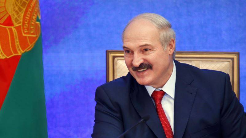 Александр Лукашенко - Лукашенко не придает большого значения коронавирусу - golos-ameriki.ru - Белоруссия