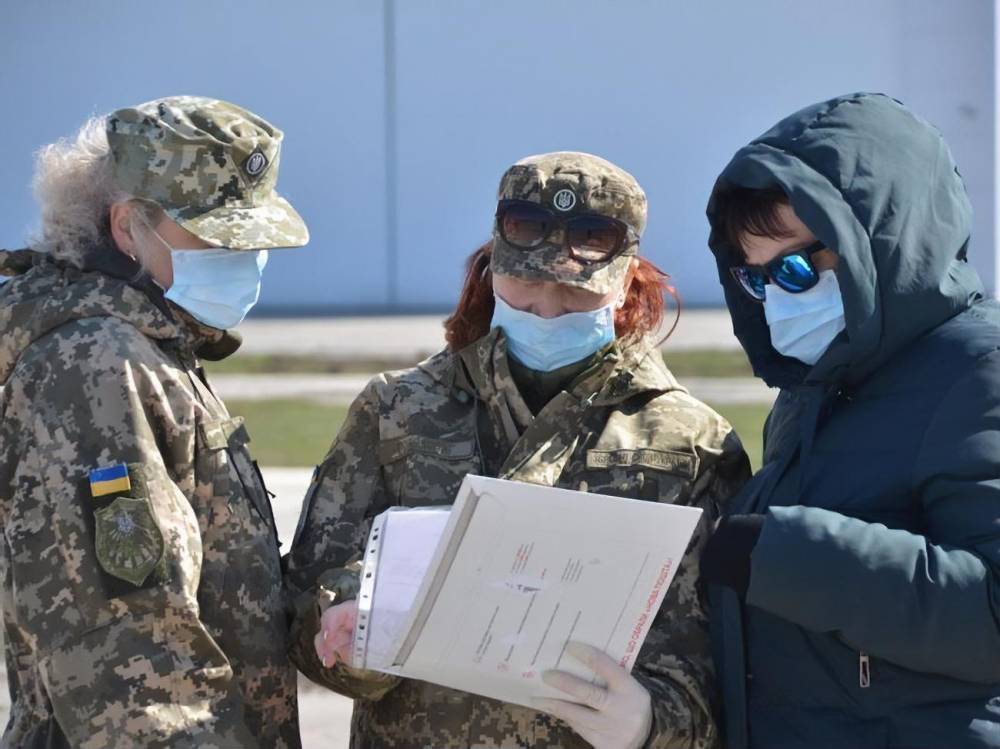 139 военнослужащих ВСУ находятся в изоляции из-за эпидемии коронавируса - gordonua.com - Украина