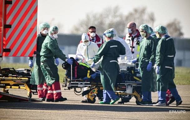 Роберт Кох - В Германии от COVID-19 умерли более 700 человек - korrespondent.net - Германия