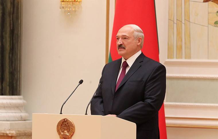 Дмитрий Журавлев - Политологи объяснили, почему Лукашенко отрицает угрозу коронавируса - news.ru - Россия - Москва - Белоруссия