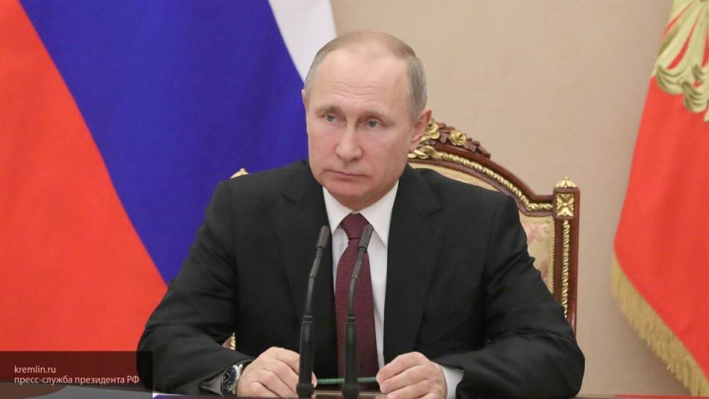 Путин утвердил законы о наказаниях для нарушителей голосования по Конституции РФ - inforeactor.ru - Россия