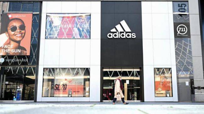 После жёсткой критики Adidas возобновил оплату аренды магазинов - eadaily.com - Германия