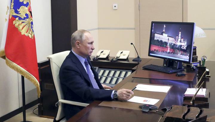 Владимир Путин - Обстановка требует дистанционной работы: Путин впервые провел онлайн-совещание с правительством - vesti.ru - Россия