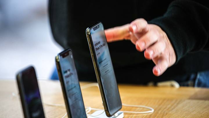 Foxconn: новые iPhone с 5G будут готовы к осени - vesti.ru - Китай
