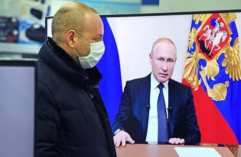 Владимир Путин - Путин подал россиянам пример законопослушного поведения - tvc.ru - Россия