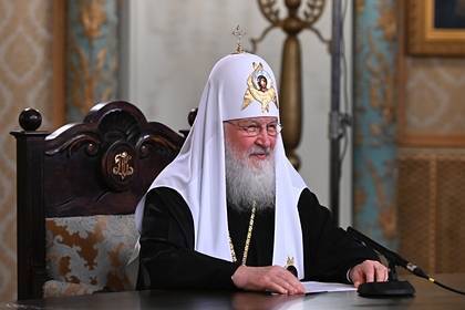 патриарх Кирилл - Серафим Саровский - Патриарх Кирилл призвал молиться дома - lenta.ru - Москва - Русь