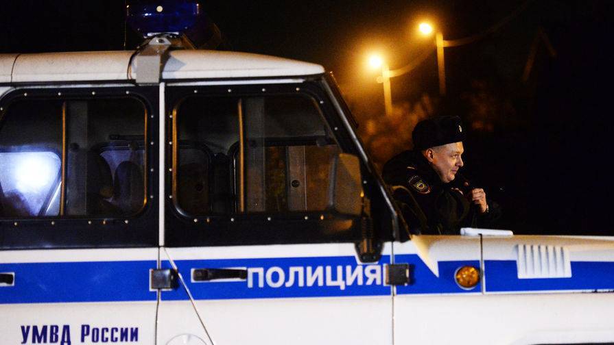 Полиция привлекла к ответственности 1250 нарушителей карантина - gazeta.ru - Россия - Ухань