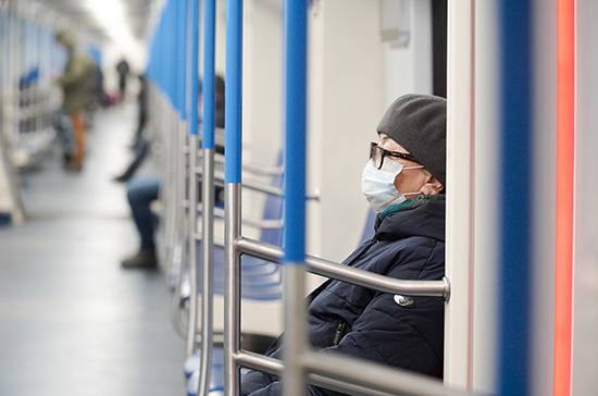 Роспотребнадзор назвал ношение маски способом профилактики коронавируса - pnp.ru - Минздрав