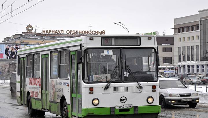Бесплатного общественного транспорта на Пасху и Родительский день не будет - vesti.ru - республика Алтай - Барнаул