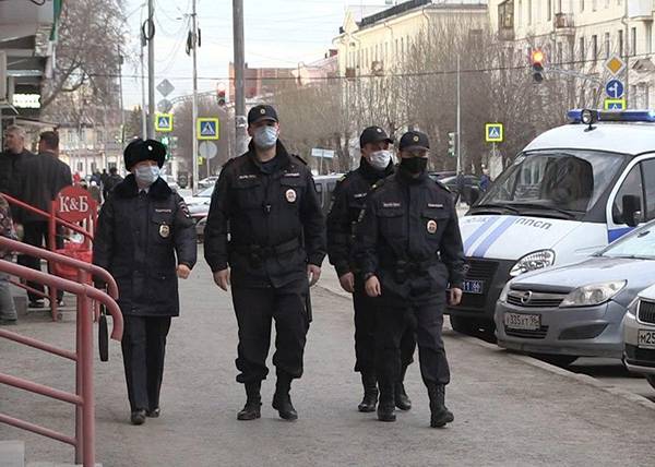 Путин поручил усилить контроль за соблюдением карантина россиянами - nakanune.ru - Санкт-Петербург - Москва