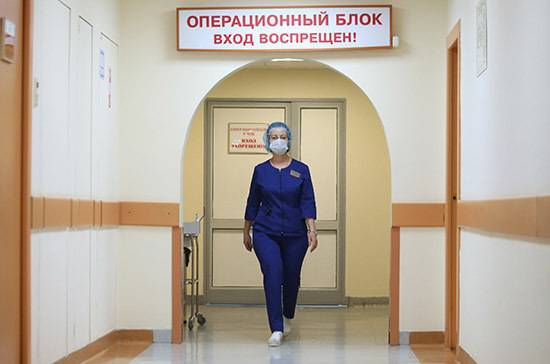 Владимир Путин - Президент поручил предусмотреть обучение врачей других специальностей противодействию коронавируса - pnp.ru - Россия