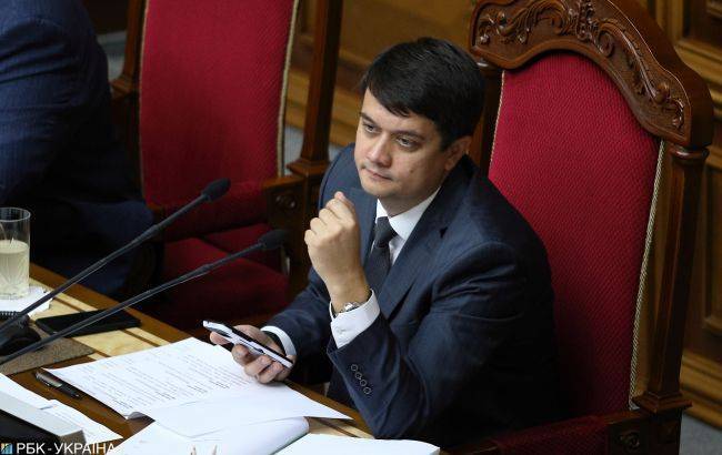Дмитрий Разумков - В Раде рассказали, сколько предусмотрено на местные выборы в изменениях в бюджет-2020 - rbc.ua - Украина