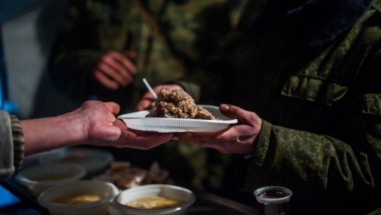 С доставкой в часть: военные будут заказывать еду по телефону - newizv.ru - Россия