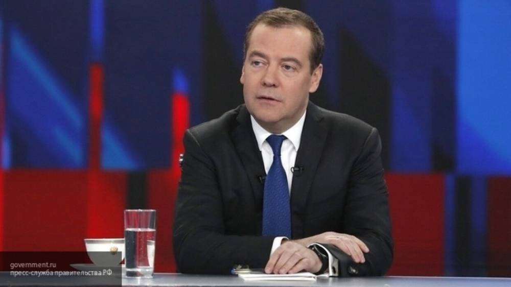 Дмитрий Медведев - Медведев обозначил ситуацию с коронавирусом угрожающей - nation-news.ru - Россия