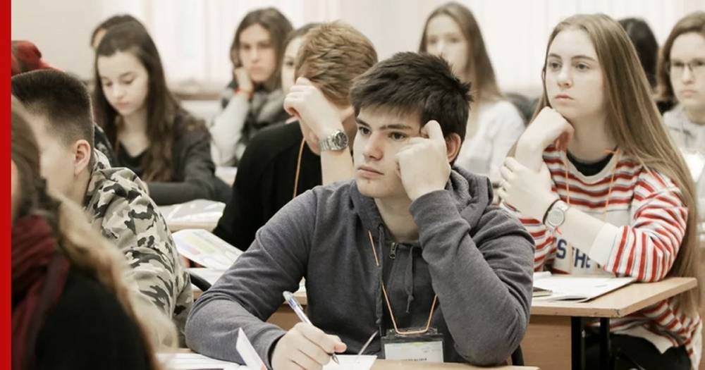 Виктор Басюк - В Минпросвещения объяснили рекомендацию о переносе школьной программы - profile.ru - Россия