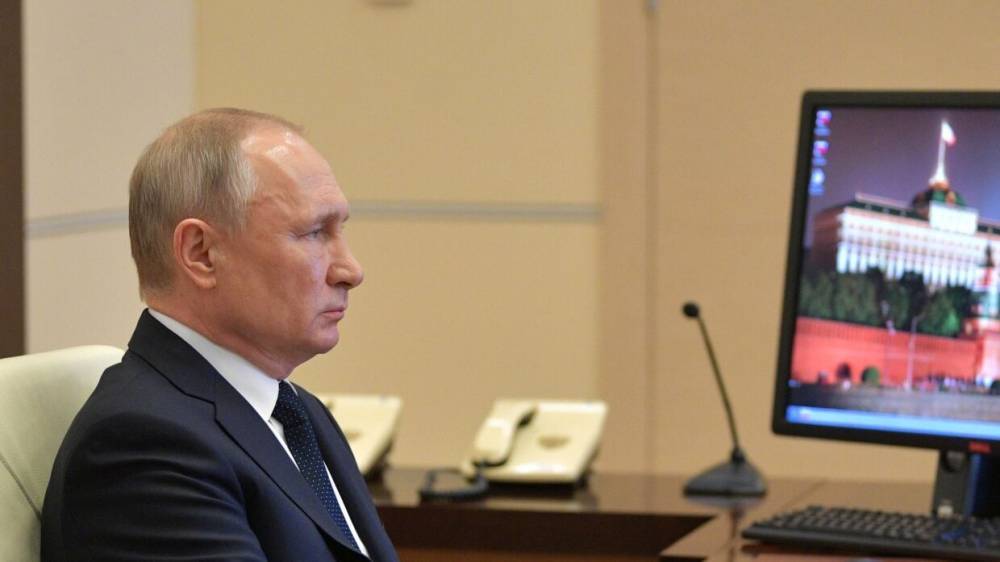 Владимир Путин - Путин готовится к новым переговорам по стабилизации цен на нефть - riafan.ru - Россия - Москва - Сша - Саудовская Аравия