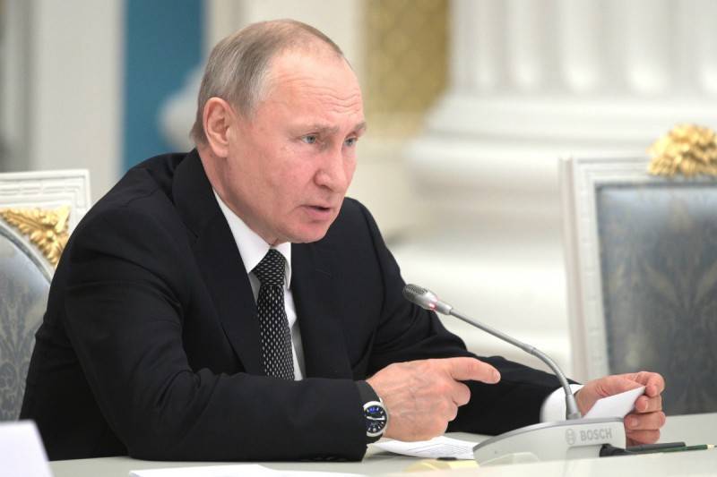 Владимир Путин - Путин назвал новые меры по поддержке граждан и бизнеса - geo-politica.info - Россия