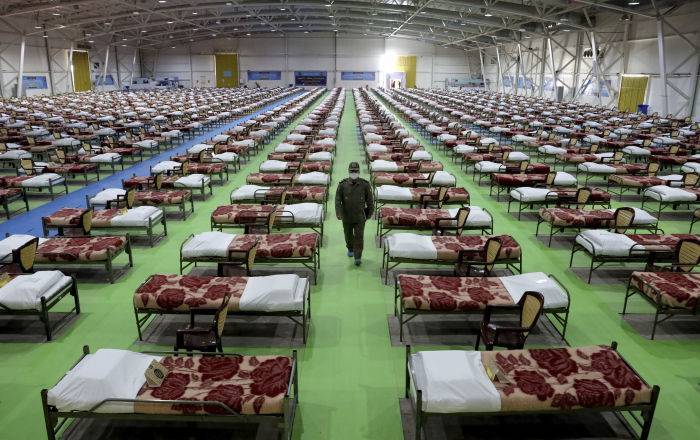 На стадионе, в парке, выставочном центре. Где еще разворачивают госпитали - sputnik.by