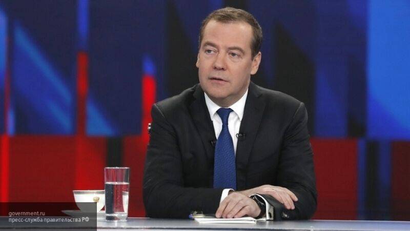 Дмитрий Медведев - Медведев: вспышка коронавируса может привести глобальную экономику к деградации - nation-news.ru - Россия